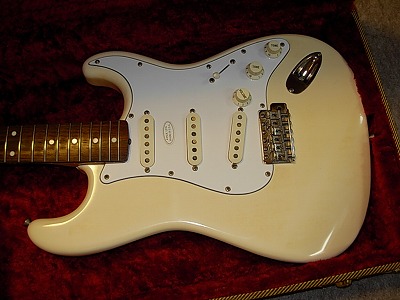 Net Encommium cabbage Fender Japan 62 model Stratocaster JV serial 1984 made